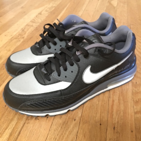 Nike Air Max - Picture 2 of 5